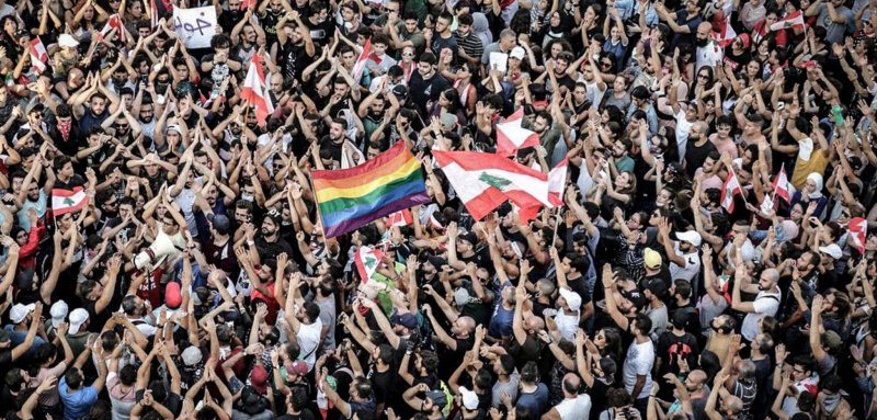 أرى ملامح كويرية في الثورة الشعبية اللبنانية